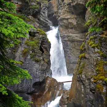 Banff National Park - Johnston Canyon - Parks Near Me - Banff, Alberta Banff National Park - Johnston Canyon - Parks Near Me - Banff, Alberta