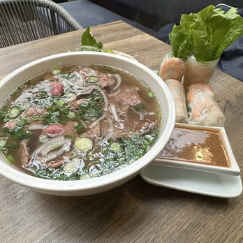 Bedford Gardens Restaurant  - Sushi Bars Near Me - Brooklyn, New York