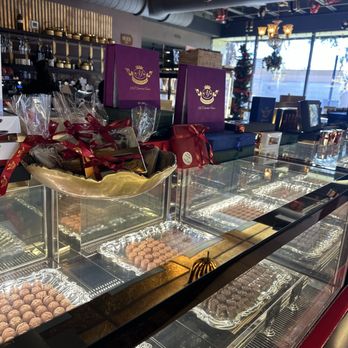 AJ Chocolate House - Chocolatiers & Shops Near Me - Winter Park, Florida