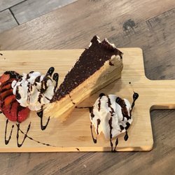 Mazaj Atlanta - tiramisu cake