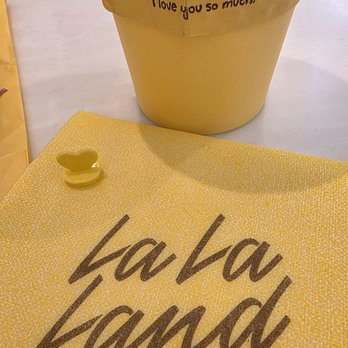 La La Land - Cafes Near Me - Phoenix, Arizona