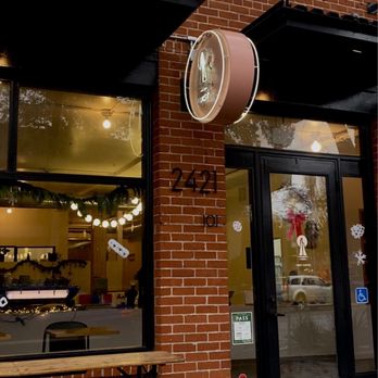 Mast Coffee - Aesthetic of the coffee shop - Coffee & Tea Near Me - Sacramento, California Mast Coffee - Aesthetic of the coffee shop - Coffee & Tea Near Me - Sacramento, California