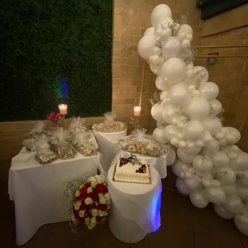 Upballoons_and_more - Balloon Services Near Me