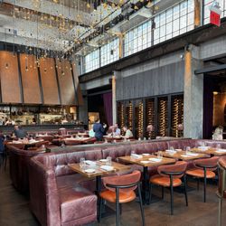 Amelia Gene's - Dining area