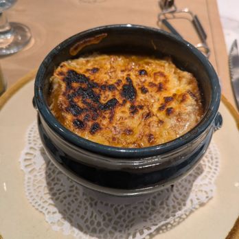 La Jacobine - Perfectly cheesy french onion soup - Tea Rooms Near Me - Paris, 75