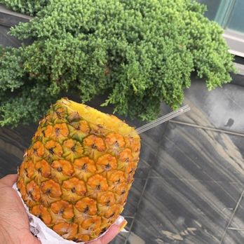 Williamsburg Smorgasburg - Saturday - Pineapple w/ strawberry juice from John's Juice - Food Stands Near Me - Brooklyn, New York Williamsburg Smorgasburg - Saturday - Pineapple w/ strawberry juice from John's Juice - Food Stands Near Me - Brooklyn, New York