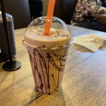 Burger Vault - Chocolate shake is perfect thickness and so so so yummy - Burgers Near Me - Temple Terrace, Florida