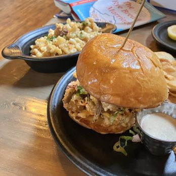 Alma Bea - Barbeque Near Me - Shepherdstown, West Virginia
