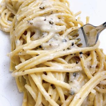 Il Pastaficio - Bucatini Cacio e Pepe - Italian Near Me - Westport, Connecticut Il Pastaficio - Bucatini Cacio e Pepe - Italian Near Me - Westport, Connecticut