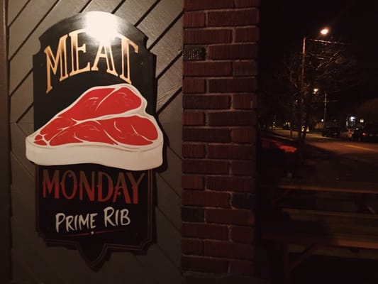 Barlow Tavern by null