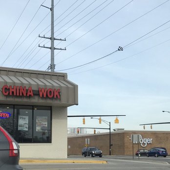China Wok - Outside looking at store. - Chinese Near Me - Grove City, Ohio