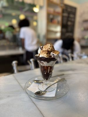 Shug's Soda Fountain and Ice Cream by null