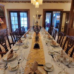 Mont Rest Inn - Main Dining Room