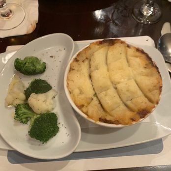 The Doric - Shepherds pie - Bars Near Me - Edinburgh, EDH