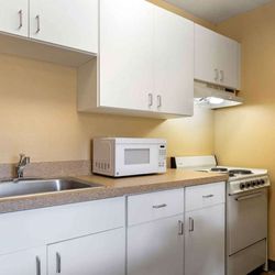 Extended Stay America - South Bend - Mishawaka - South - Fully Equipped Kitchens