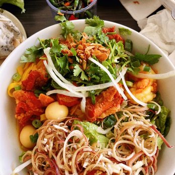 Nho Kitchen - Yellow noodle underneath - Vietnamese Near Me - Fresno, California