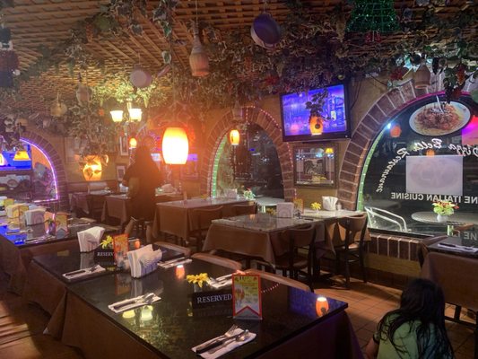 J.R. Pizza Bella Restaurant by null