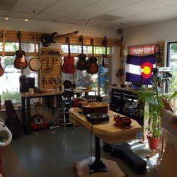 Guitar Hut - The repair area at the Hut