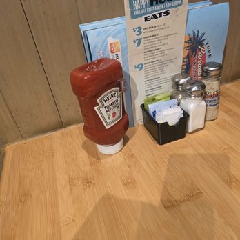 Islands Restaurant - Burgers Near Me - San Diego, California Islands Restaurant - Burgers Near Me - San Diego, California