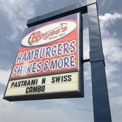 Royse's Hamburgers & More