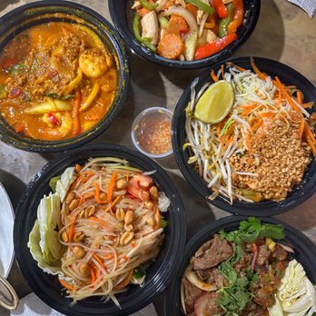 Chokdee Thai Cuisine of Round Rock - S7. Pad Curry Seafood P5. Pad Cashew G5. Num Tok ** G4. Som Tum (Papaya Salad) ** N1. Pad Thai - Thai Near Me - Round Rock, Texas Chokdee Thai Cuisine of Round Rock - S7. Pad Curry Seafood P5. Pad Cashew G5. Num Tok ** G4. Som Tum (Papaya Salad) ** N1. Pad Thai - Thai Near Me - Round Rock, Texas