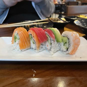 EAT'S SUSHI - RAINBOW ROLL - Sushi Bars Near Me - Costa Mesa, California