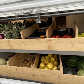 Elote Stand - Fruit station - Food Trucks Near Me - Tampa, Florida Elote Stand - Fruit station - Food Trucks Near Me - Tampa, Florida