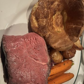 Dingles Public House - Sunday roast - Gastropubs Near Me - San Francisco, California