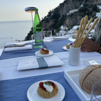 Da Gabrisa - Complimentary pizza and breads - Napoletana Near Me - Positano, SA Da Gabrisa - Complimentary pizza and breads - Napoletana Near Me - Positano, SA