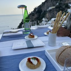 Da Gabrisa - Complimentary pizza and breads