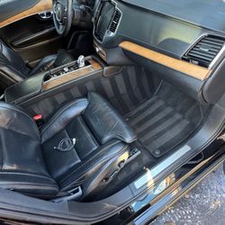 Evsquisite Mobile Detailing - Interior detail
