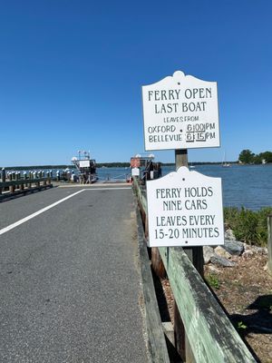 Oxford Bellevue Ferry by null