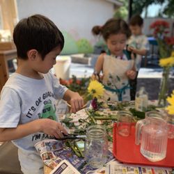 Little Children's House - Kids preparing flowers for Father's day