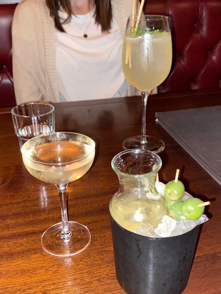 THE SNUG 431 Photos & 266 Reviews 1800 15th St, Sacramento, CA Yelp