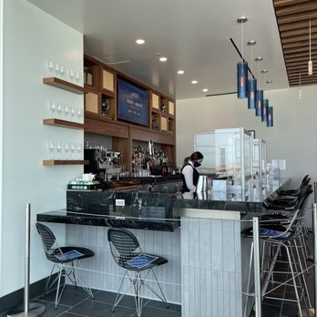 The Centurion Lounge - Airport Lounges Near Me - Jamaica, New York