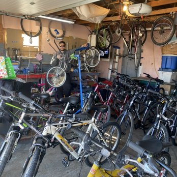 Matt’s Bicycle Repair - Check us out! Out-of-home, locally operated. All-round service technician! - Bike Repair/Maintenance Near Me - Fort Saskatchewan, Alberta Matt’s Bicycle Repair - Check us out! Out-of-home, locally operated. All-round service technician! - Bike Repair/Maintenance Near Me - Fort Saskatchewan, Alberta
