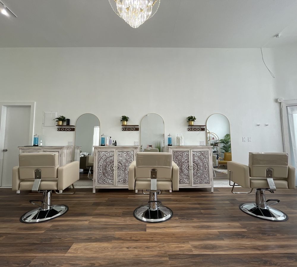 Chelsea Rae Salon Miami Image