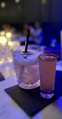 Rare Books Bar by null