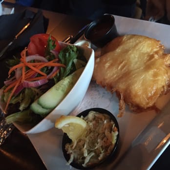 Harbour Street Fish Bar - Halibut & salad - Fish & Chips Near Me - Collingwood, Ontario
