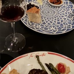 8oz filet, Truffle Cheddar Mac, Grilled Asparagus 8oz filet, Truffle Cheddar Mac, Grilled Asparagus