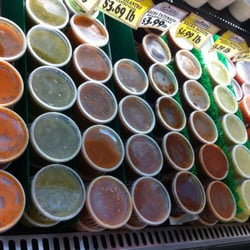 Su Casa Super Mercado - Variedad de salsas.
