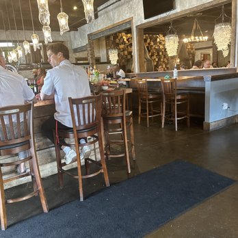 Burntwood Tavern - American Near Me - Fairlawn, Ohio