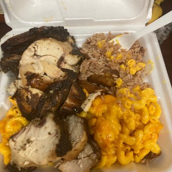 MP Island Cafe - Soul Food Near Me - Norfolk, Virginia