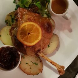 Ohlala - Pierna de pato caramelizada con salsa de naranja