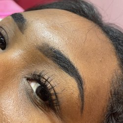 Viva Valentino - Classic Eyelash Extensions