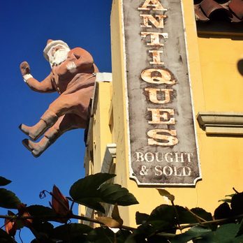 Tl Gurley Antiques - Santa on the roof makes this shop easy to find in Pasadena. - Antiques Near Me - Pasadena, California Tl Gurley Antiques - Santa on the roof makes this shop easy to find in Pasadena. - Antiques Near Me - Pasadena, California