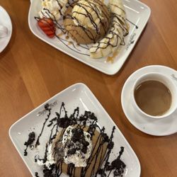 PappaRoti Las Vegas - Oreo creation coffee bun and Mona Lisa creation coffee bun