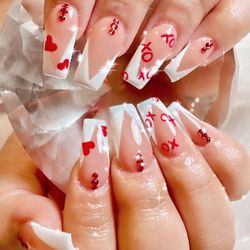 Cosmo Nails & Spa - Nails with design