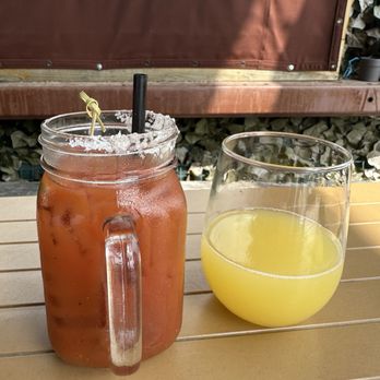 Maple Landing - Drinks - Barbeque Near Me - Dallas, Texas Maple Landing - Drinks - Barbeque Near Me - Dallas, Texas