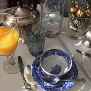 No27 Bed & Breakfast - The tablesettings - Bed & Breakfast Near Me - Brighton, BNH